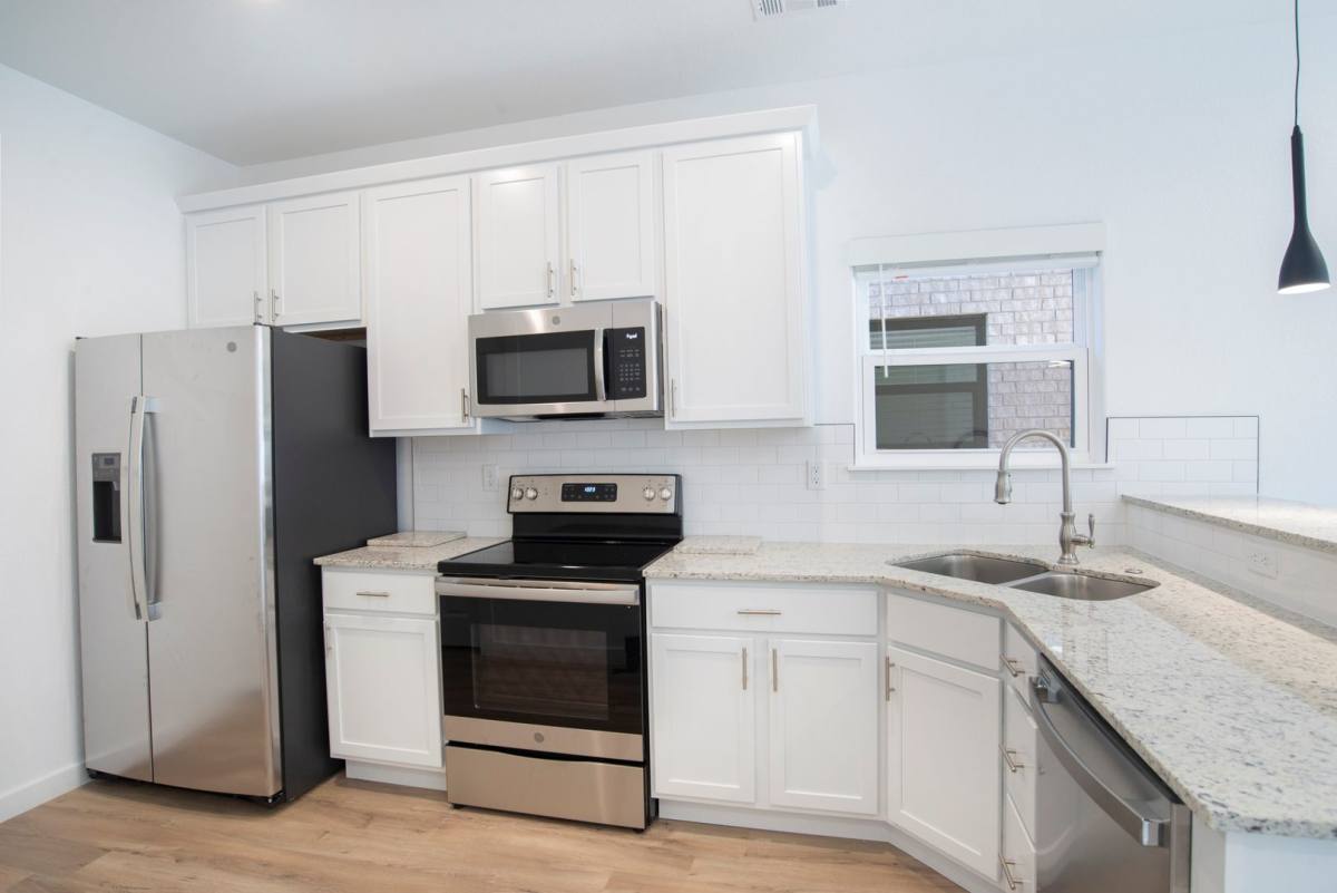 Townhouse for rent at 117 N School Ave, Fayetteville, AR 72701