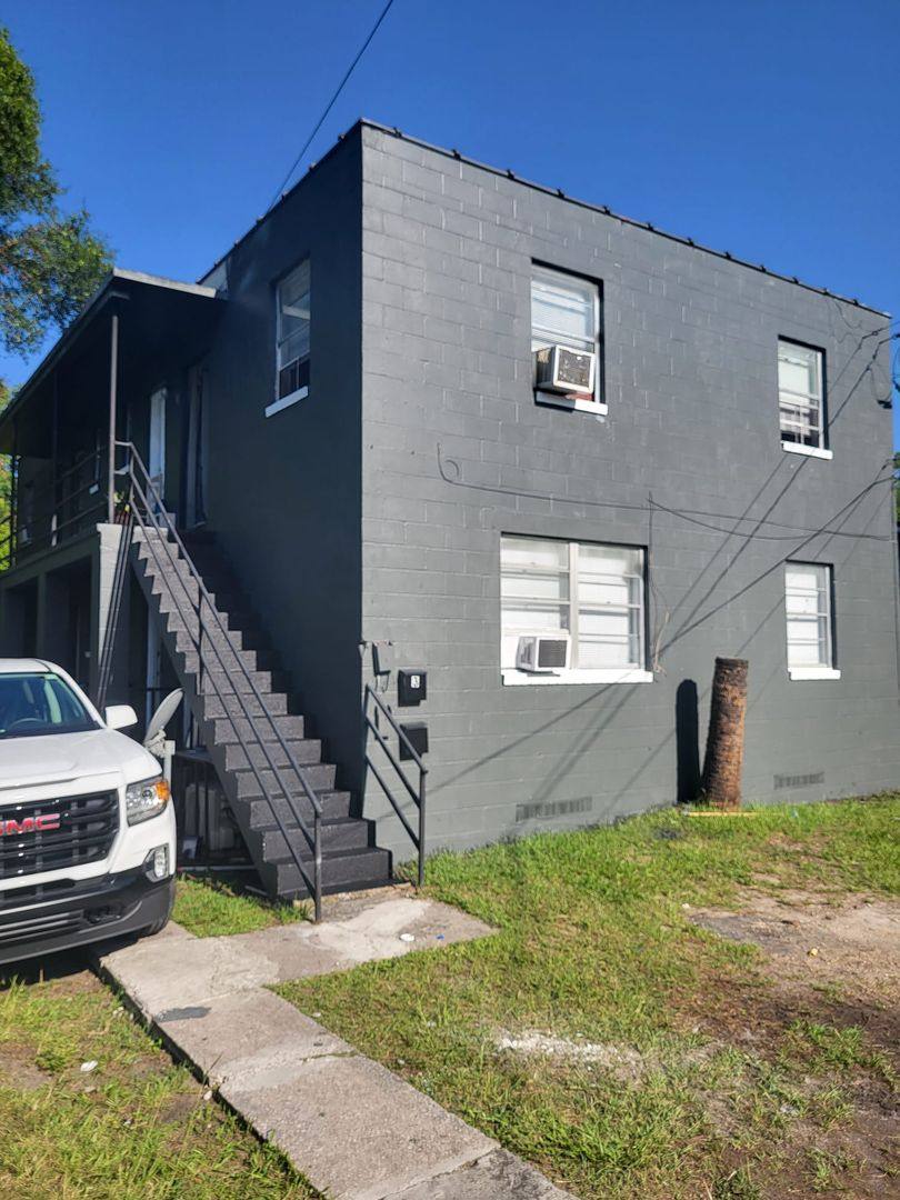 Apartment for rent at 1364 Harrison St, Jacksonville, FL 32206