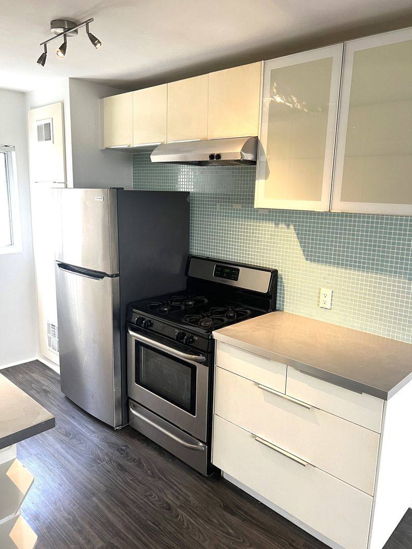 Apartment for rent at 3533 6th Ave, San Diego, CA 92103