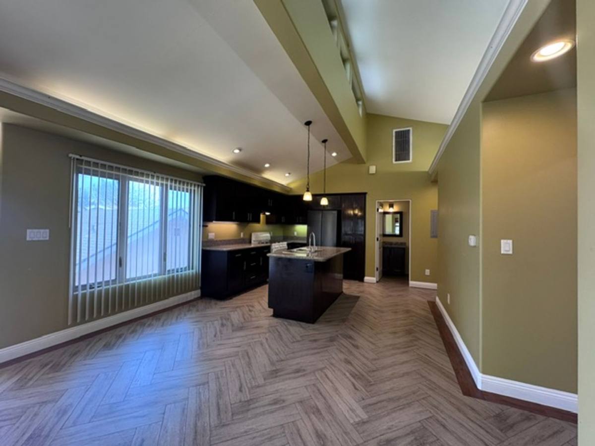 Apartment for rent at 1120 Stanley Ave, Long Beach, CA 90804