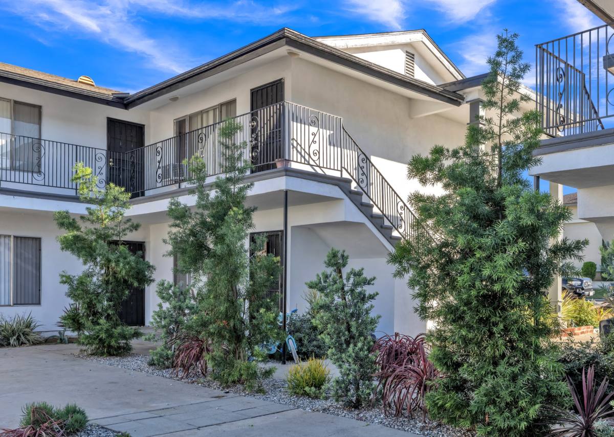 Apartment for rent at 15839 Landmark Dr, Whittier, CA 90604