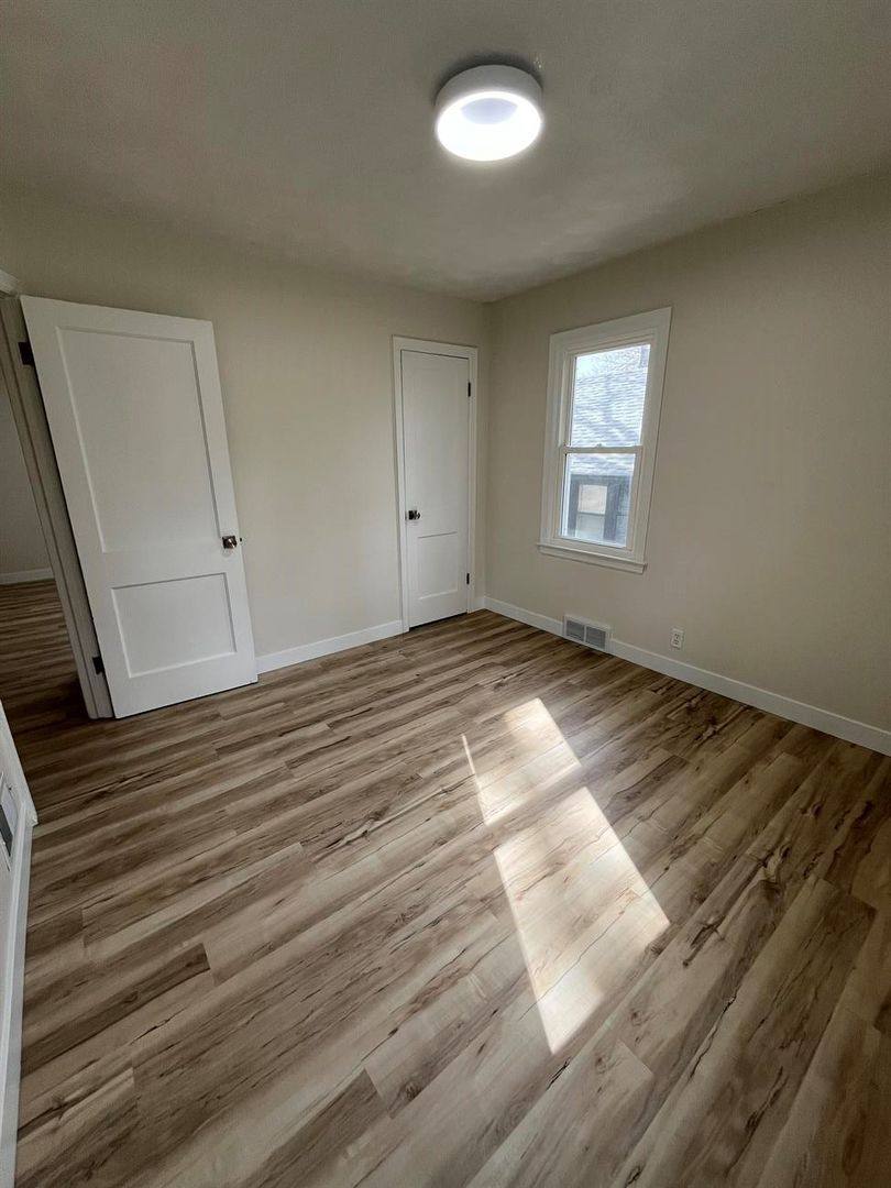 House for rent at 3323 N 40th, Omaha, NE 68111