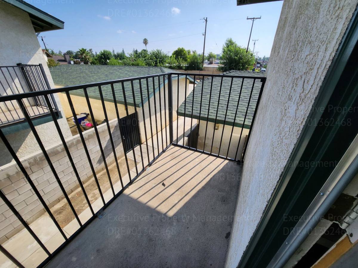 Apartment for rent at 6302 Castleford St, Bakersfield, CA 93313