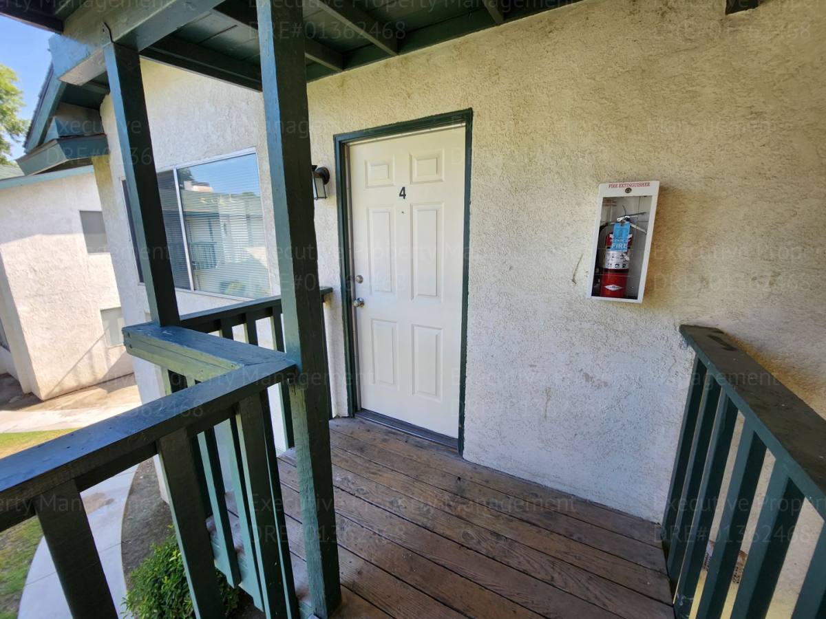 Apartment for rent at 6302 Castleford St, Bakersfield, CA 93313