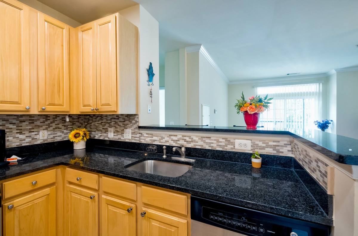 Condo for rent at 2301 25th St S, Arlington, VA 22206
