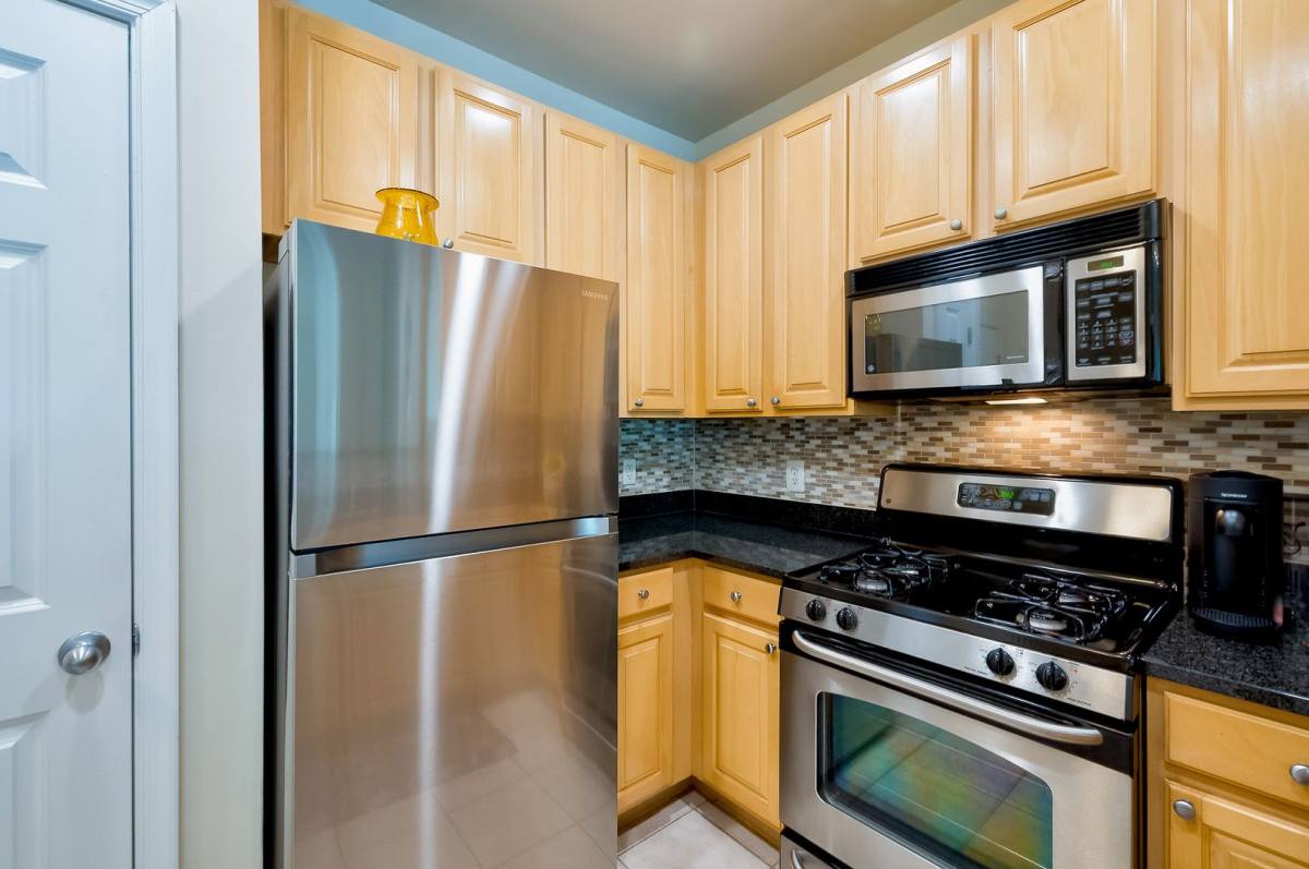 Condo for rent at 2301 25th St S, Arlington, VA 22206