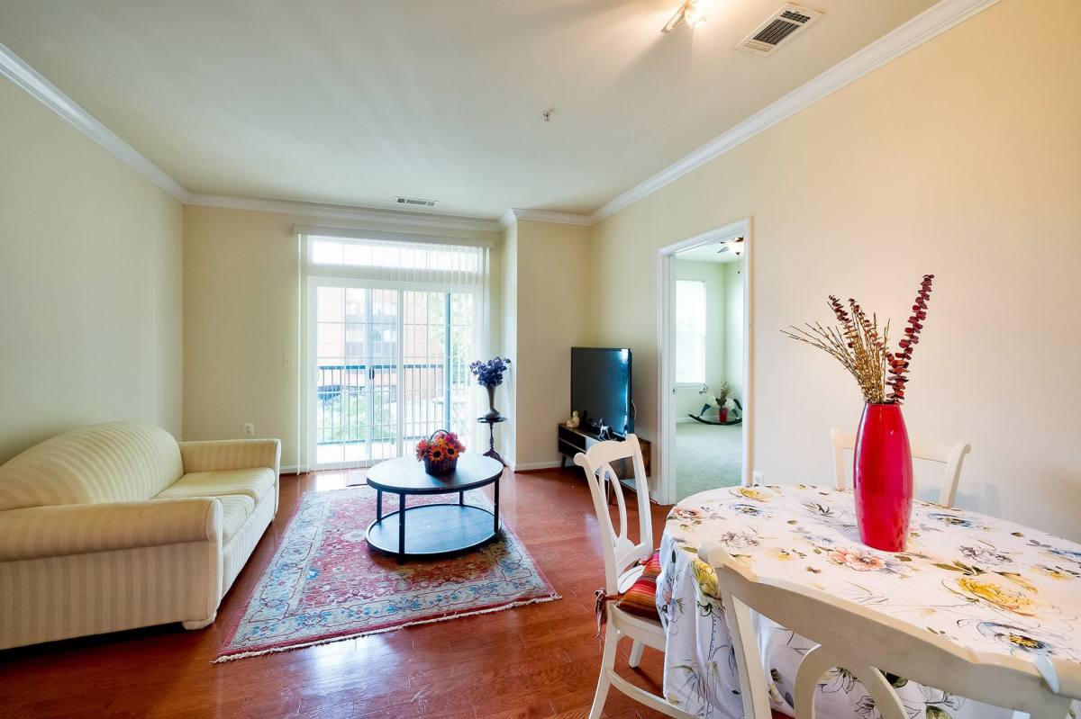Condo for rent at 2301 25th St S, Arlington, VA 22206
