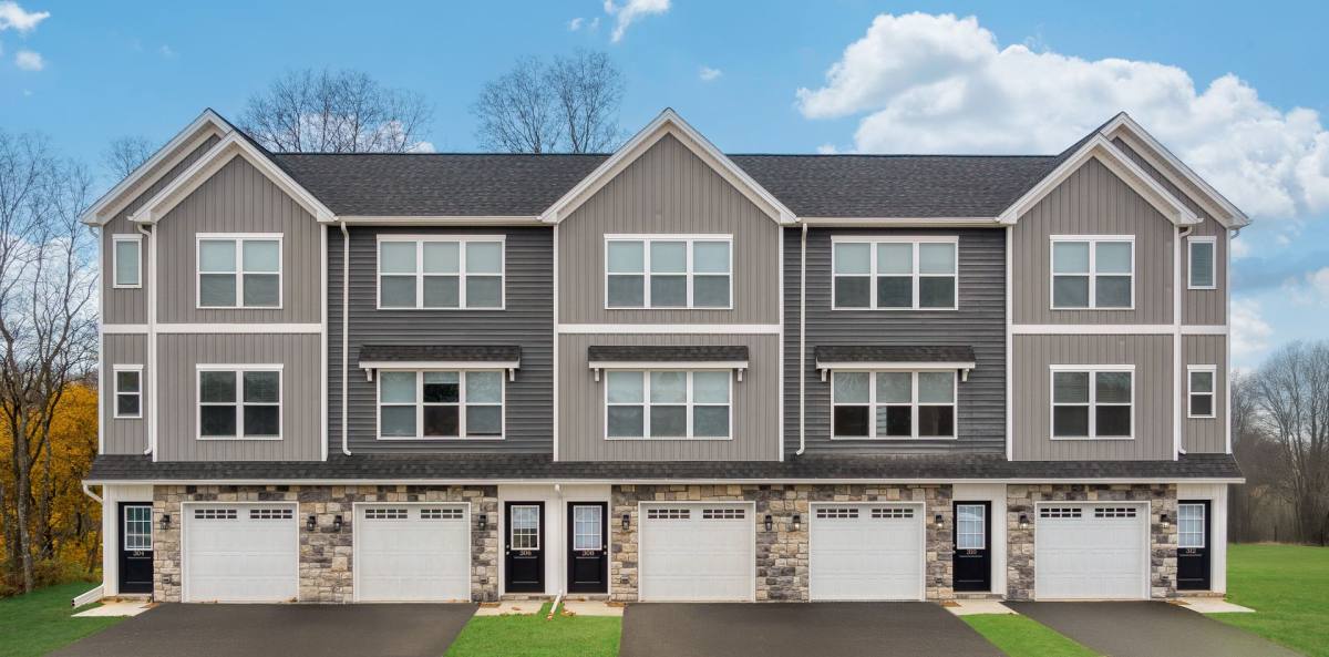 Townhouse for rent at 333 Sruthi Dr, Mechanicsburg, PA 17050