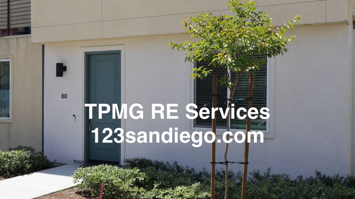 Townhouse for rent at 1644 Waterside Dr, San Diego, CA 92154