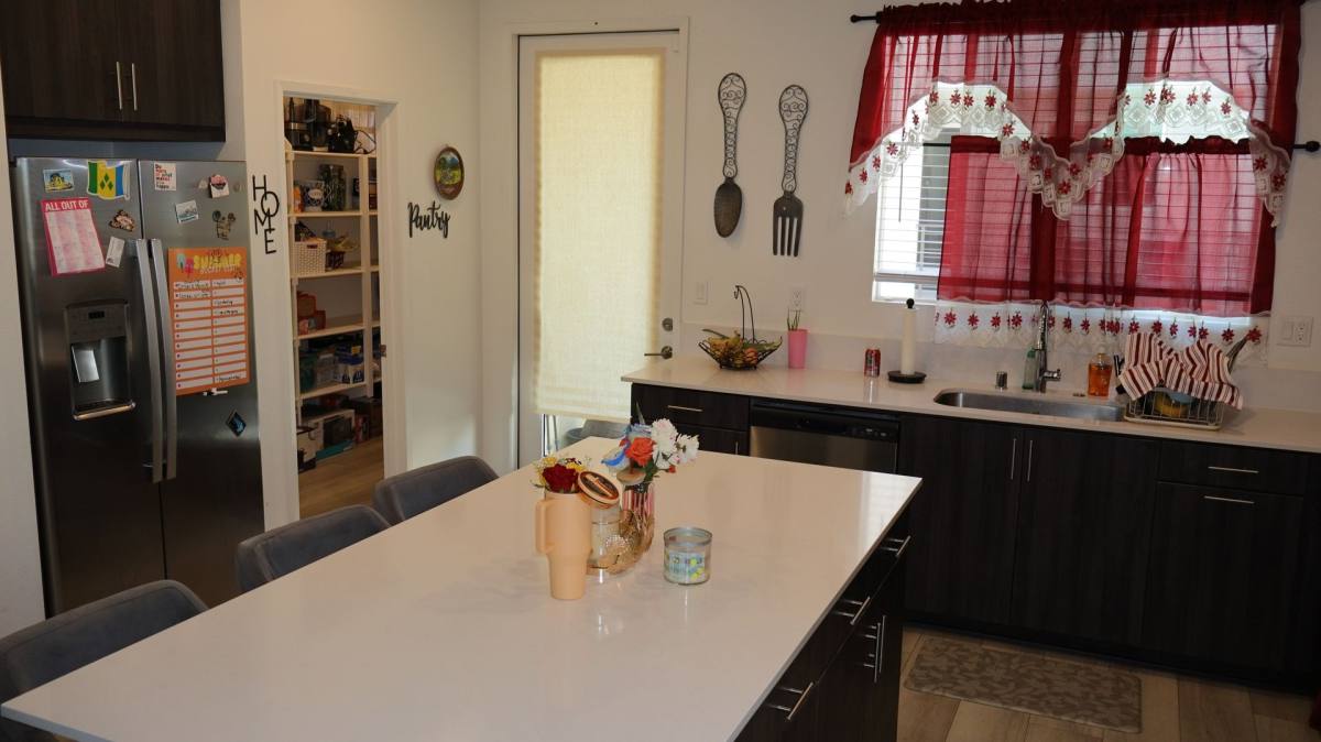 Townhouse for rent at 1644 Waterside Dr, San Diego, CA 92154
