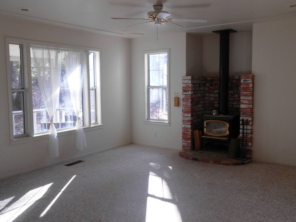 Apartment for rent at 4896 Chateau Way, Forest Ranch, CA 95942