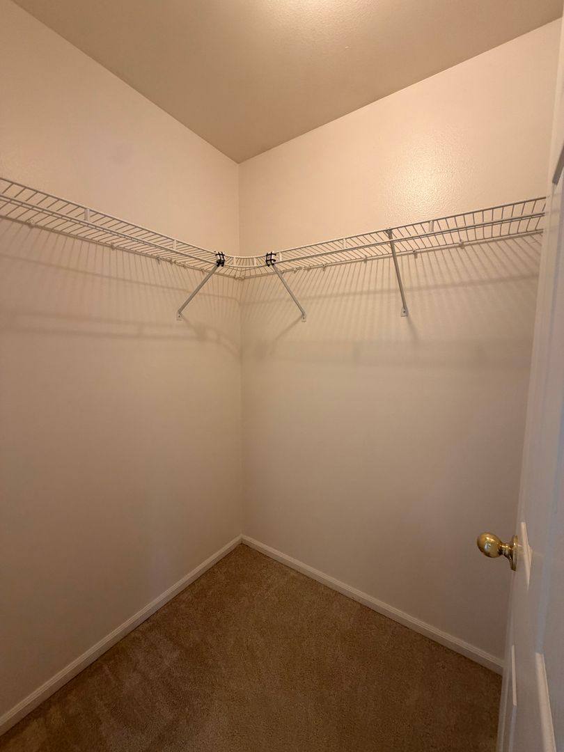 Apartment for rent at 1683 Ono Ave, Eugene, OR 97404