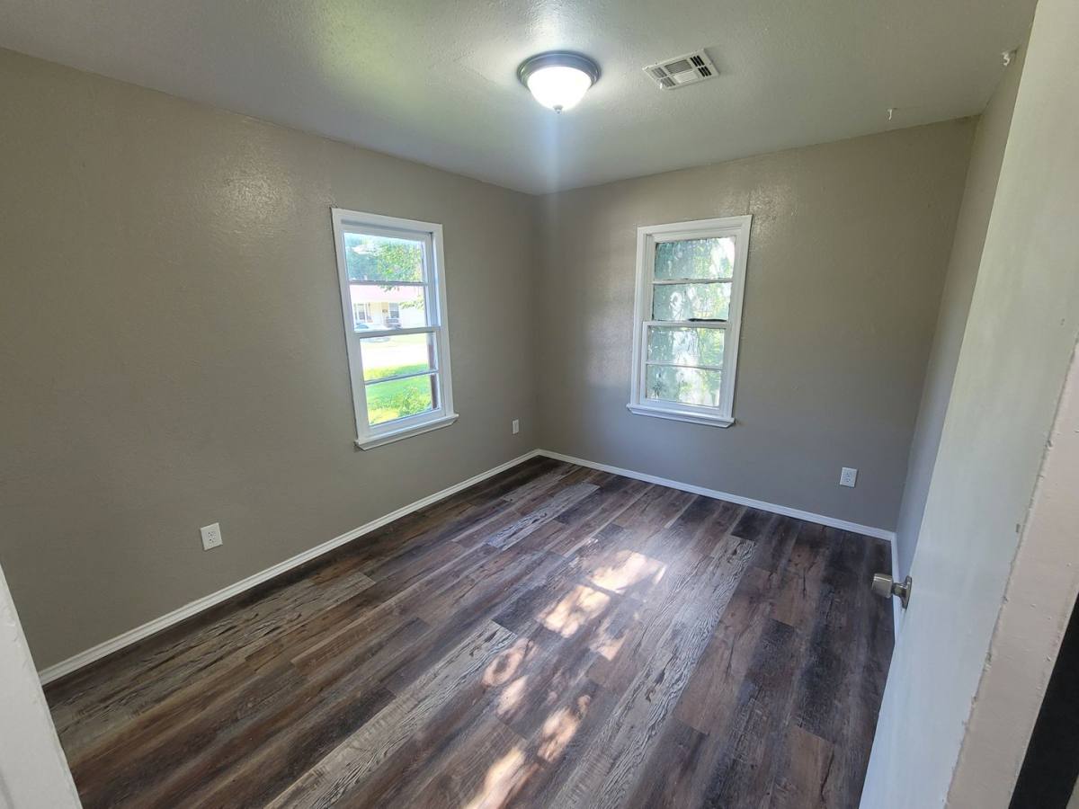 House for rent at 4128 SE 43rd St, Oklahoma City, OK 73115
