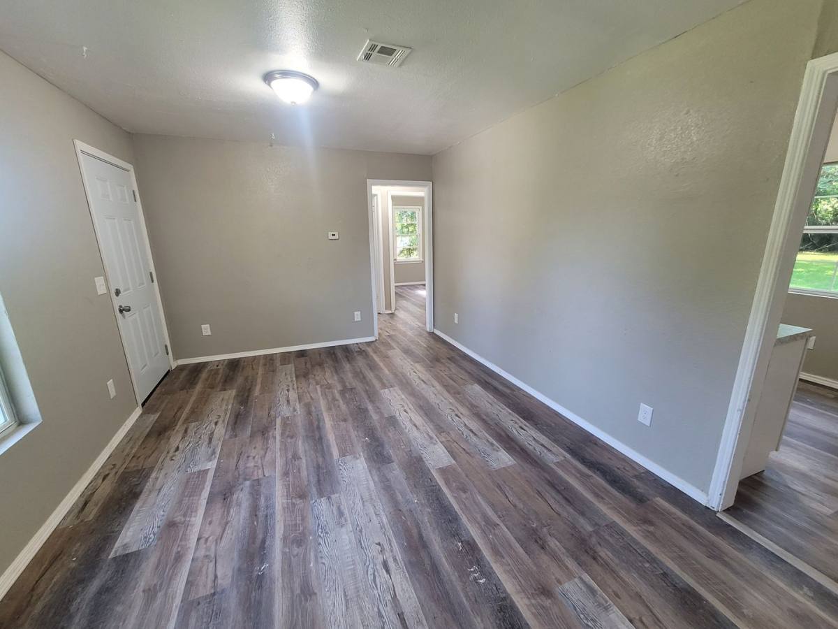 House for rent at 4128 SE 43rd St, Oklahoma City, OK 73115
