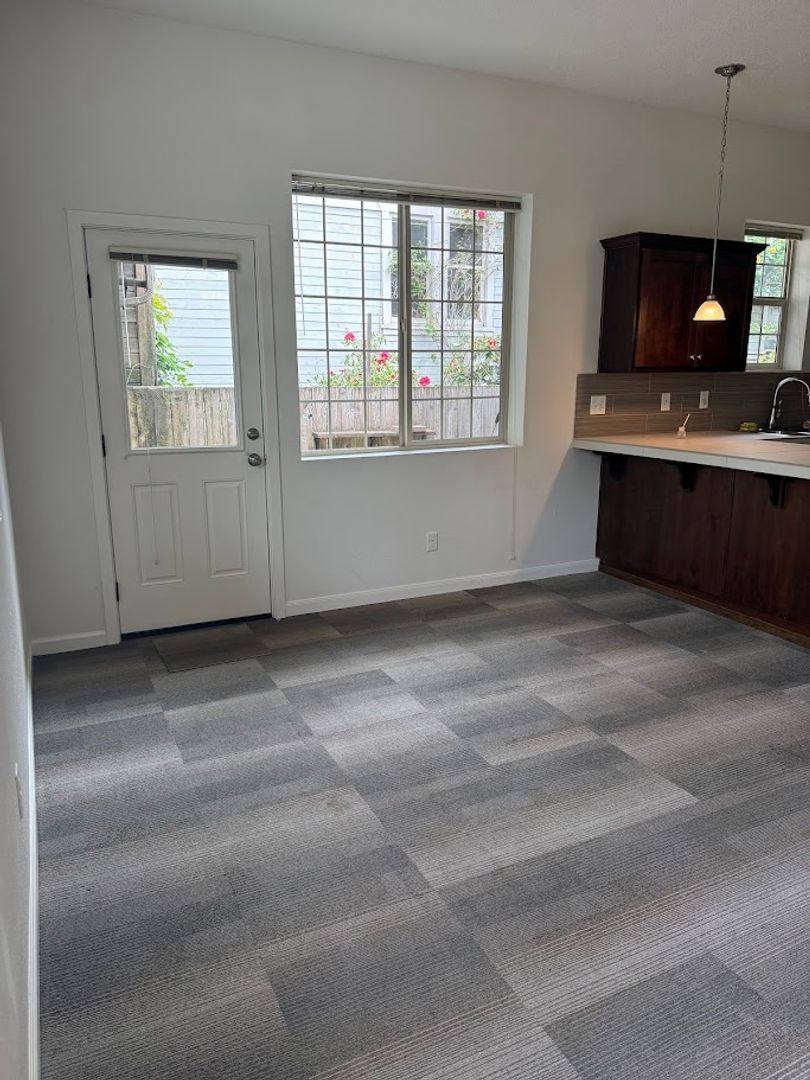 Apartment for rent at 3324 SE 11th Ave, Portland, OR 97202