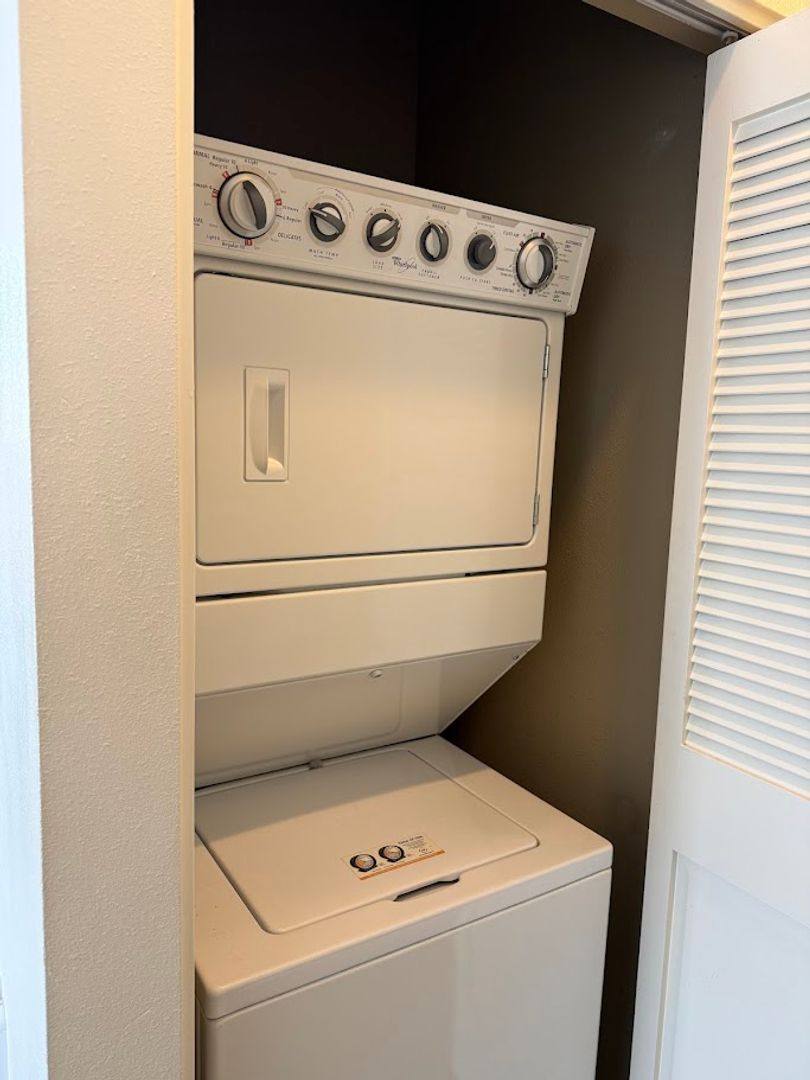 Apartment for rent at 3324 SE 11th Ave, Portland, OR 97202