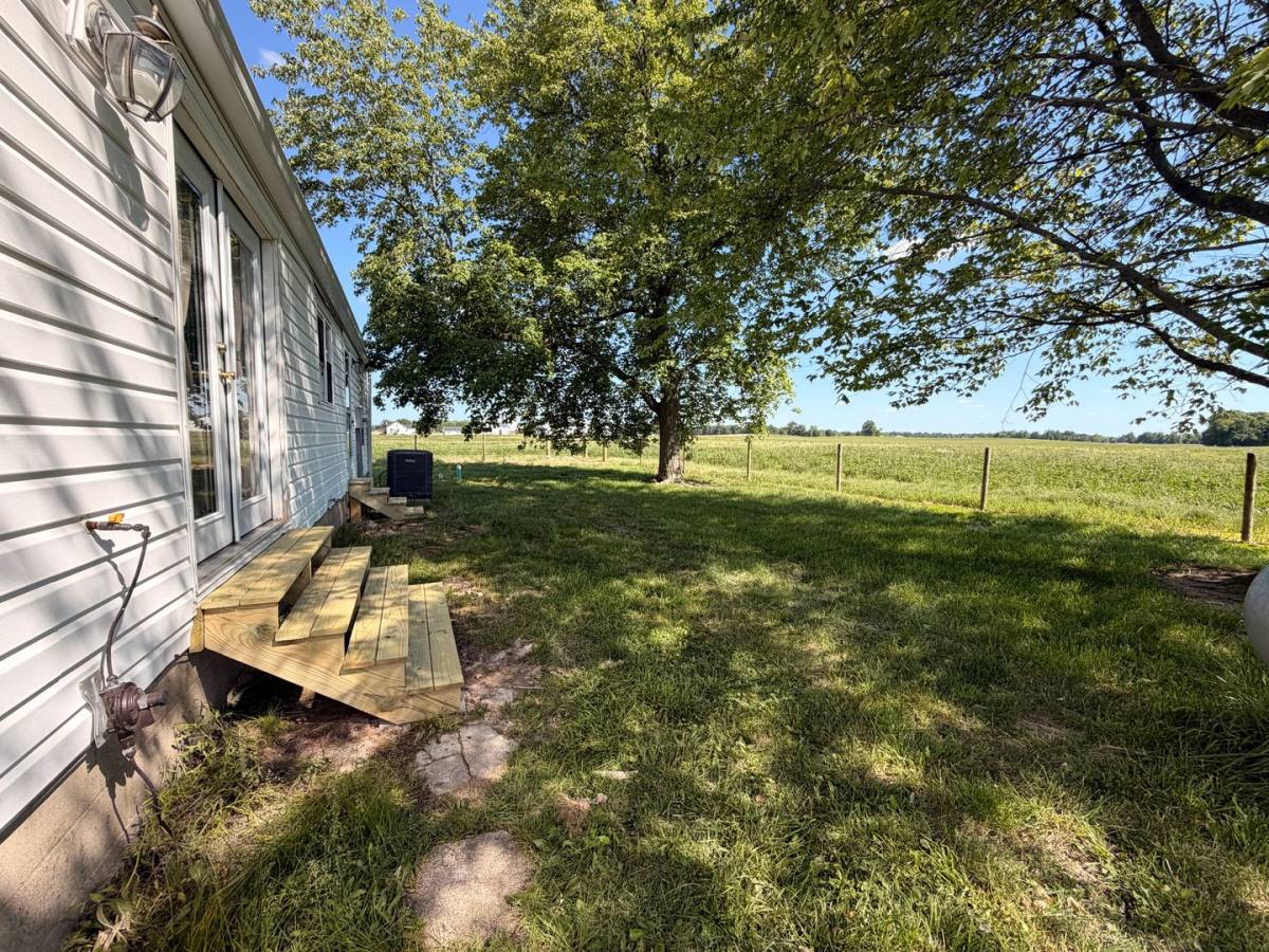 House for rent at 1405 Highway 150 NE, Palmyra, IN 47164