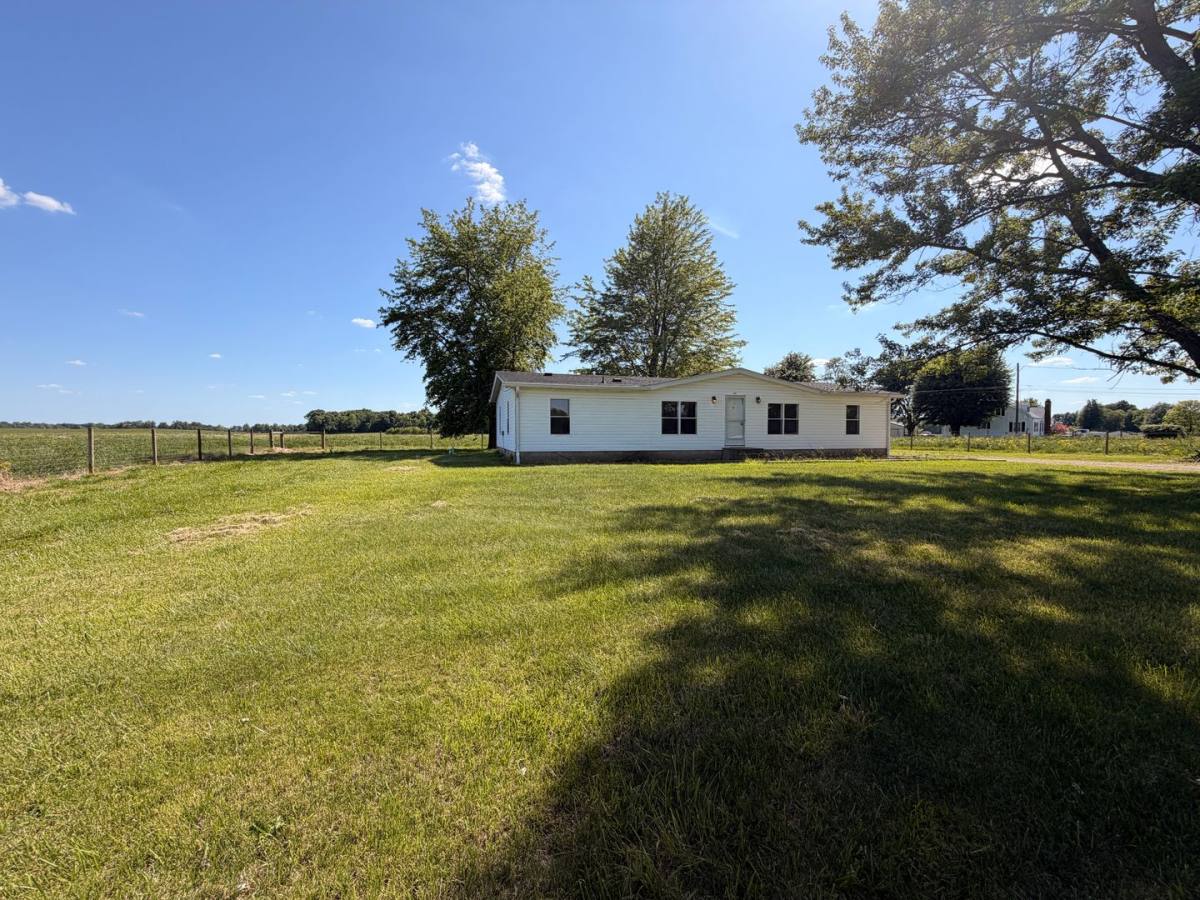 House for rent at 1405 Highway 150 NE, Palmyra, IN 47164