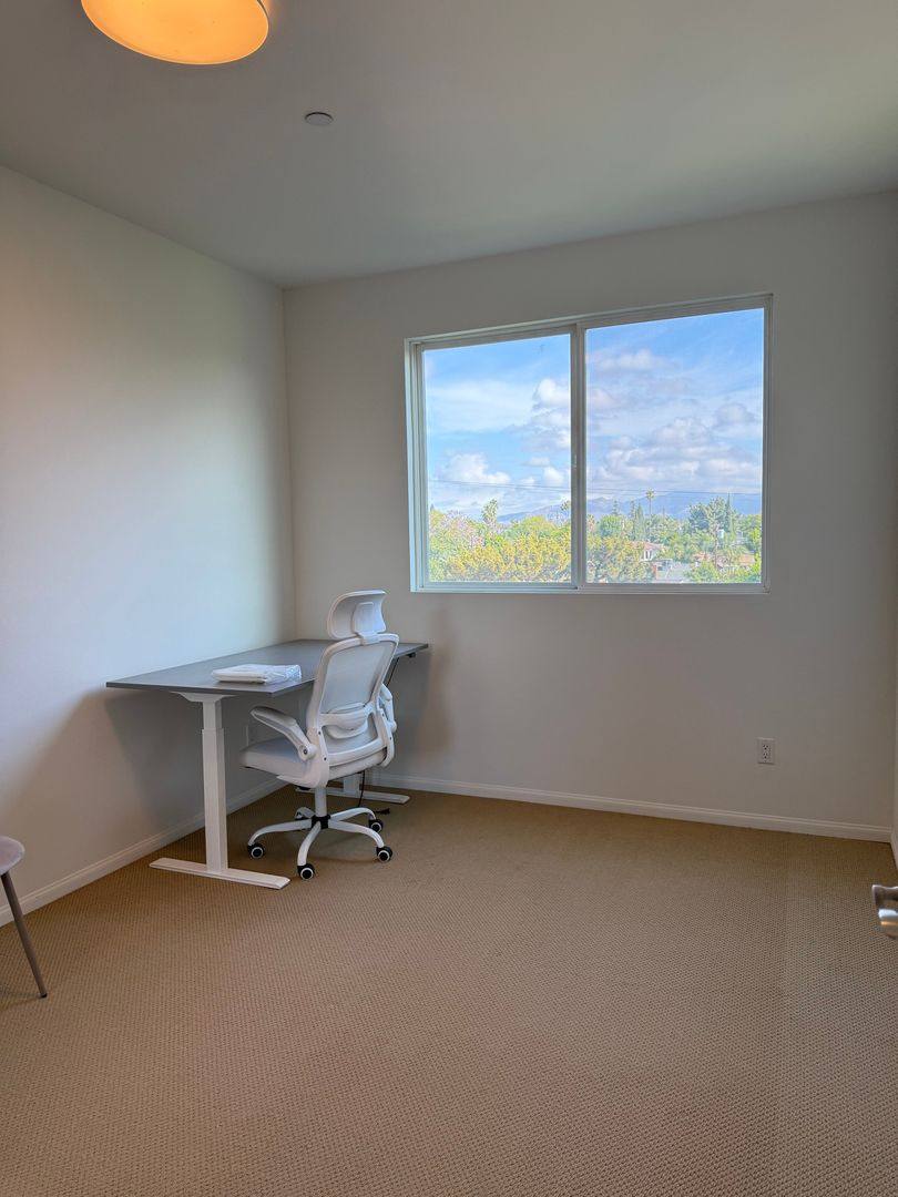 Condo for rent at 13941 Sherman Way, Van Nuys, CA 91405