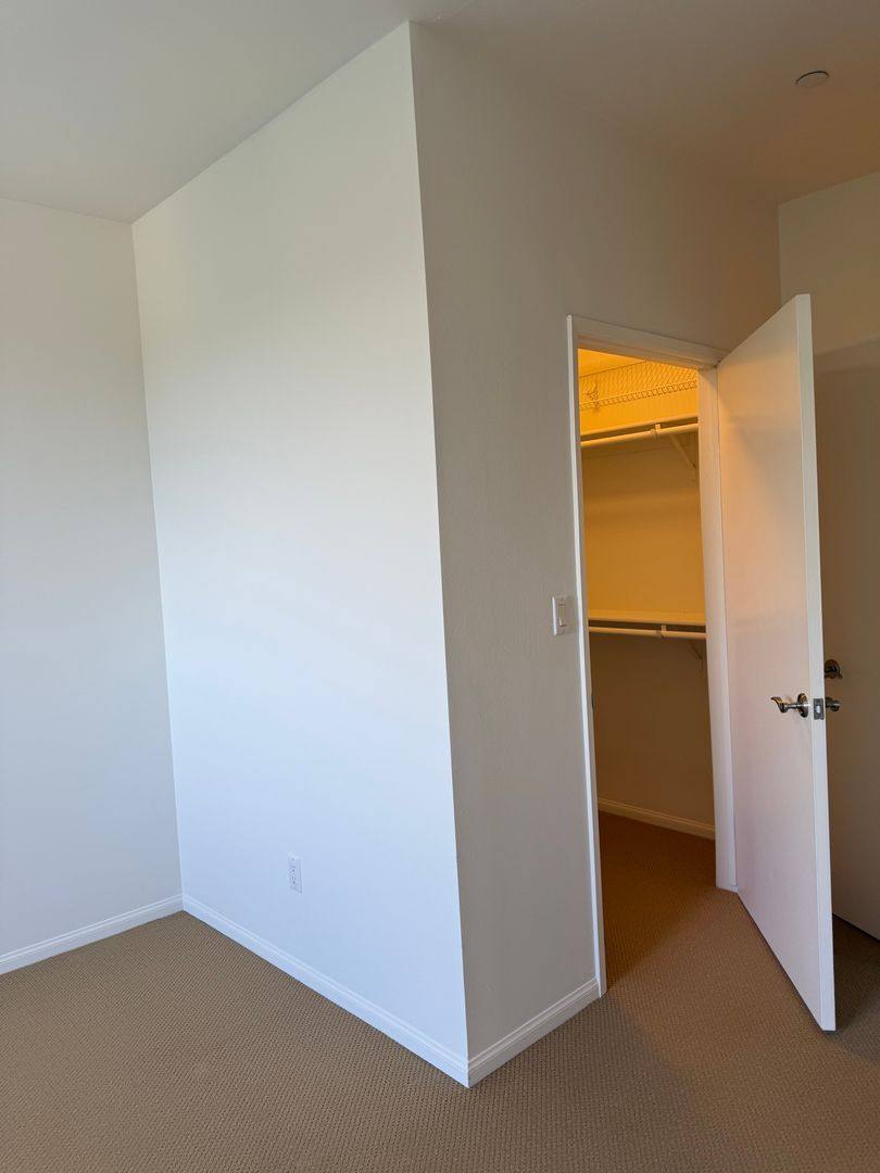 Condo for rent at 13941 Sherman Way, Van Nuys, CA 91405
