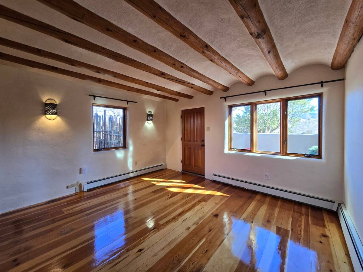 House for rent at 10 Monte Luz, Santa Fe, NM 87506