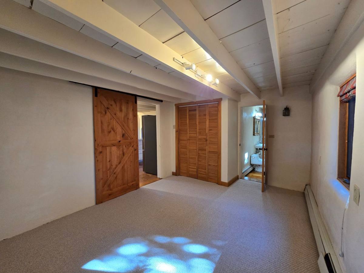 House for rent at 10 Monte Luz, Santa Fe, NM 87506