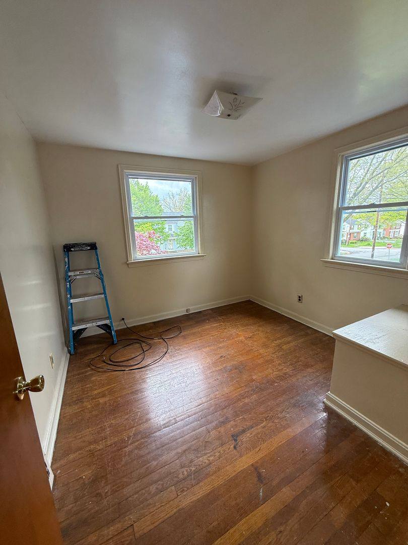 House for rent at 16115 Delrey Ave, Cleveland, OH 44128