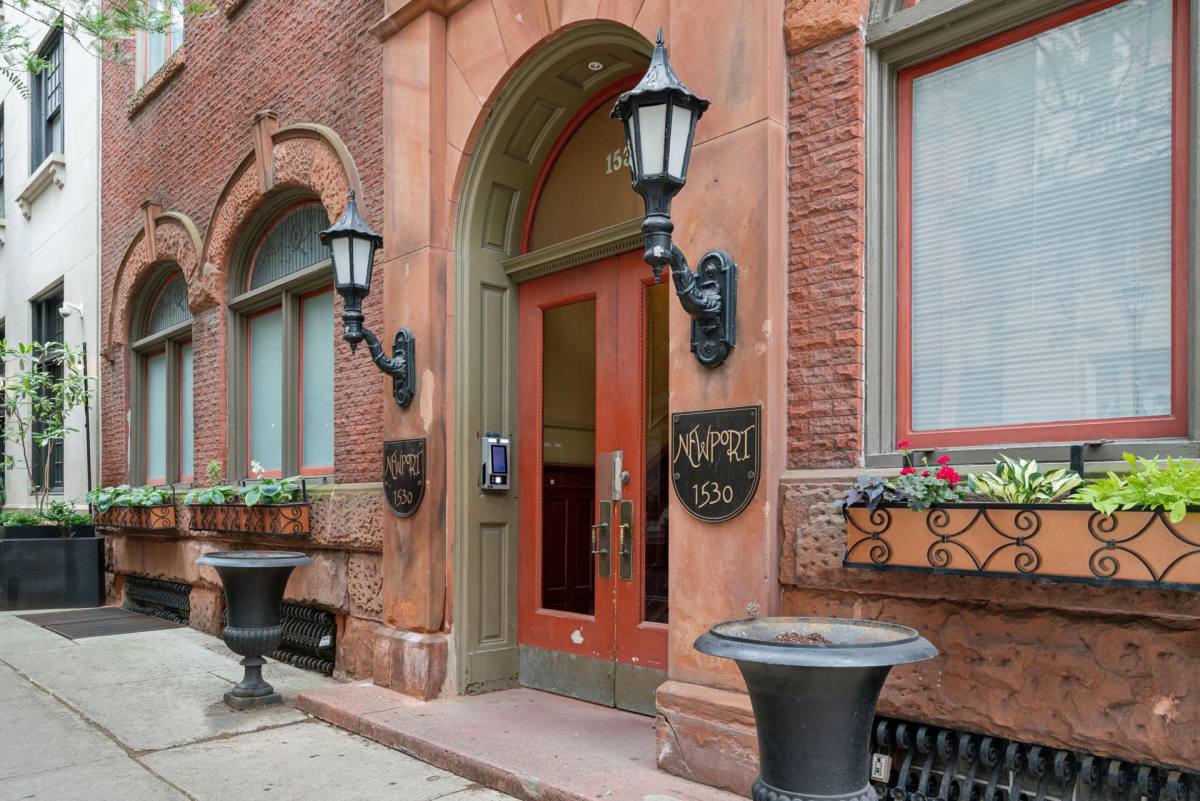 Apartment for rent at 1530 Spruce St, Philadelphia, PA 19102