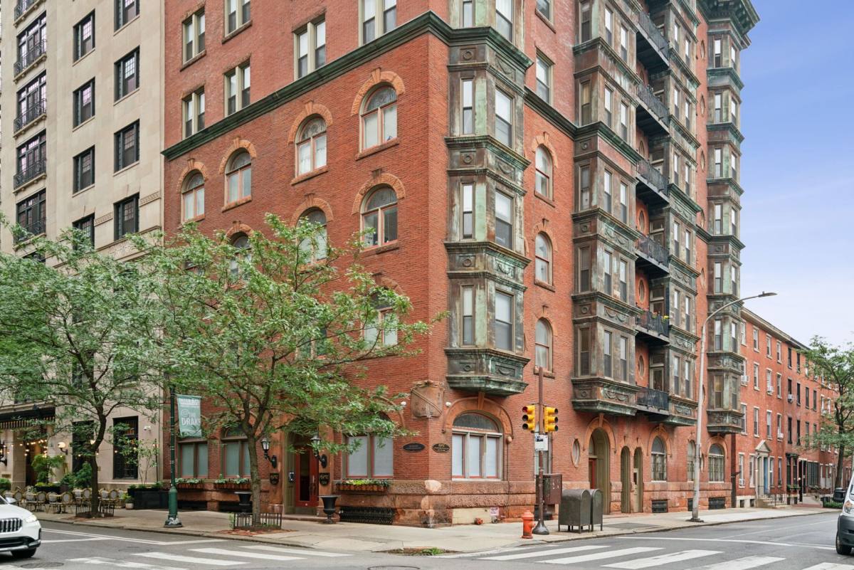 Apartment for rent at 1530 Spruce St, Philadelphia, PA 19102