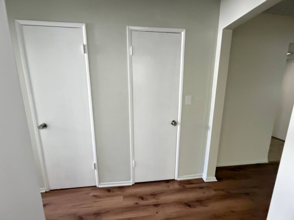 Apartment for rent at 120 E Live Oak St, Monrovia, CA 91016
