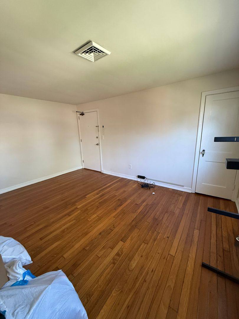 Apartment for rent at 203 Reading & 302 Beachwood Ave, Oaklyn, NJ 08107