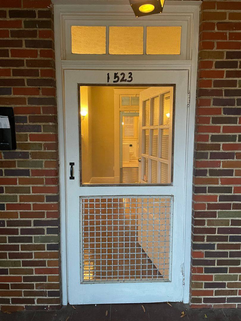 Apartment for rent at 1517-1525 Madison Ave, Montgomery, AL 36107