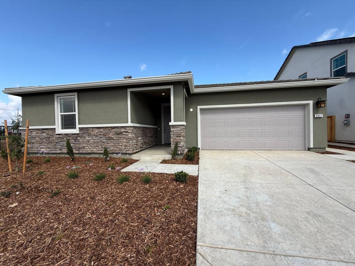 House for rent at 9957 Mesa Verde Way, Sacramento, CA 95829