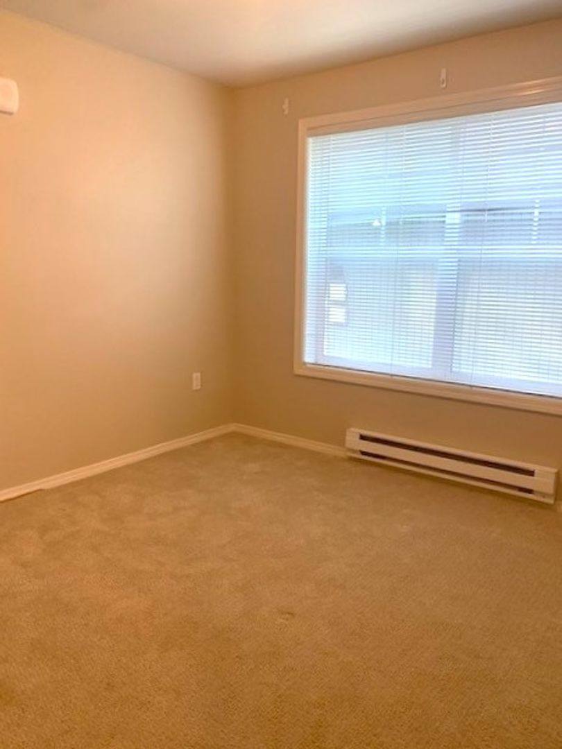 Apartment for rent at 205 Nickerson St, Seattle, WA 98109