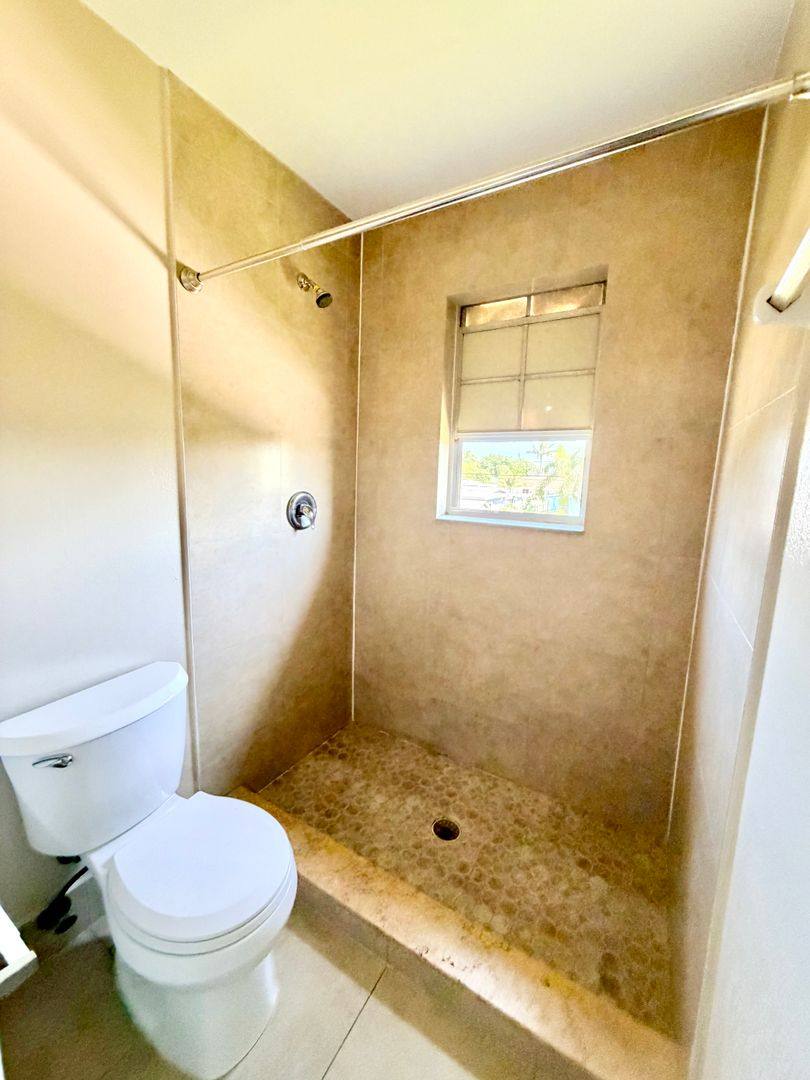 Apartment for rent at 3431 Helena Dr, Lake Worth, FL 33461