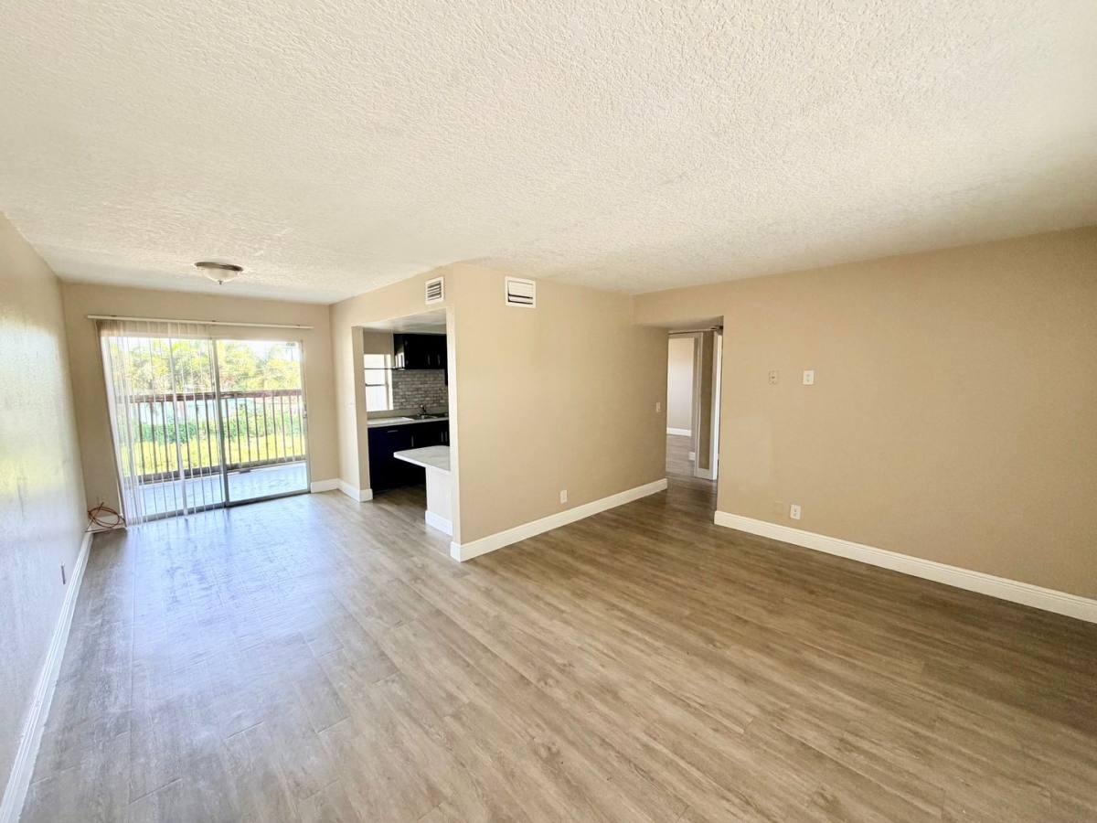 Apartment for rent at 3431 Helena Dr, Lake Worth, FL 33461