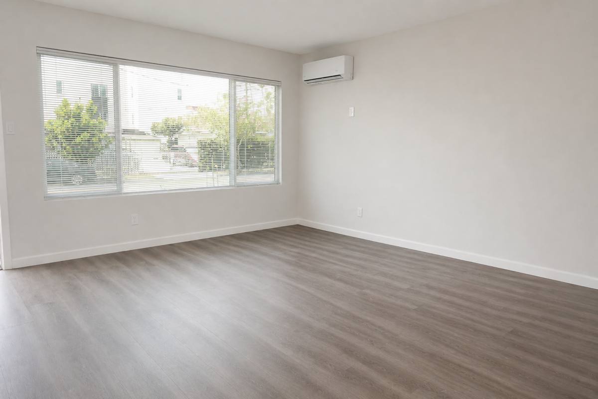 Apartment for rent at 1690 W Blvd, Los Angeles, CA 90019
