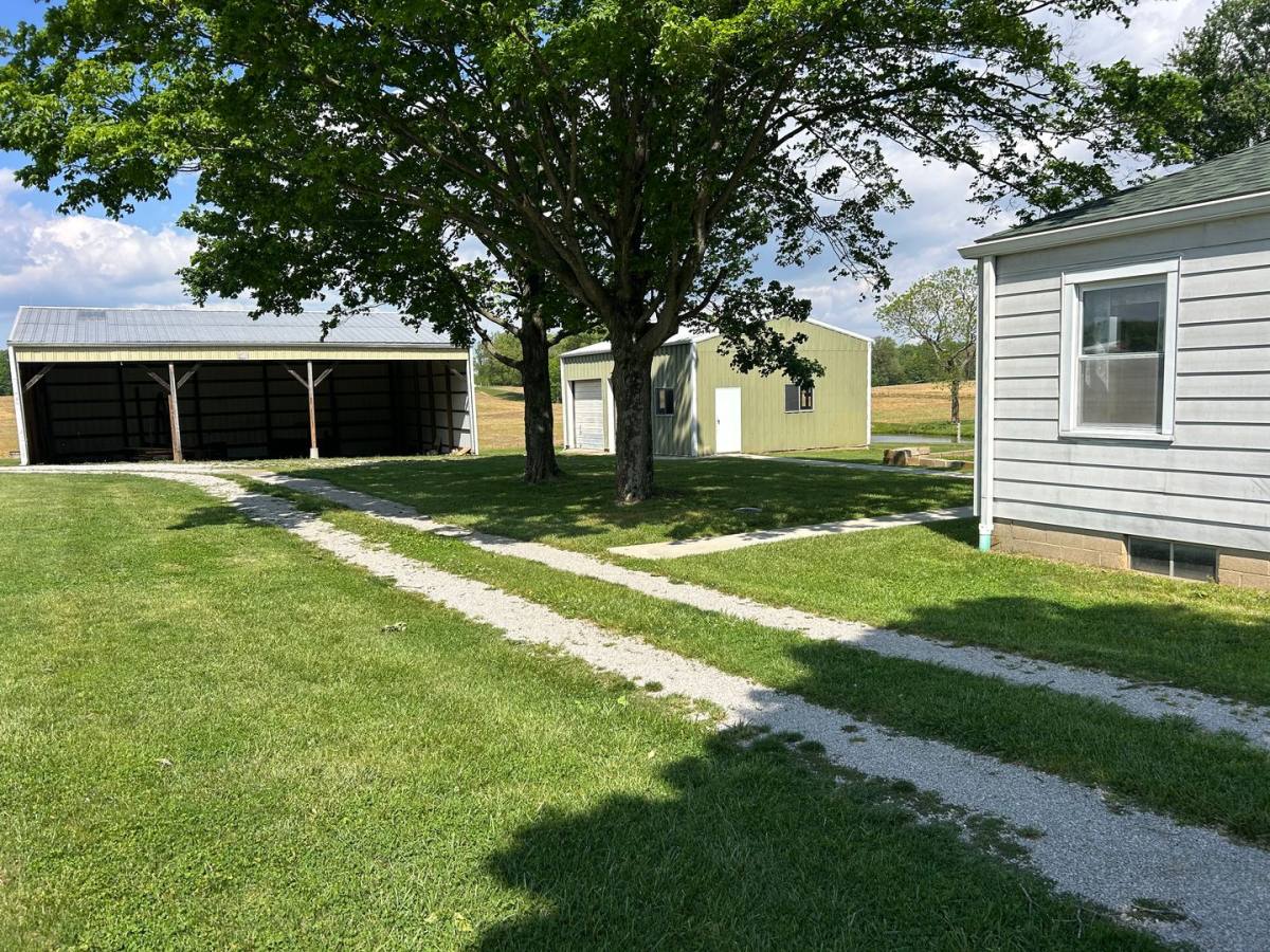 House for rent at 14305 Tree Dr NW, Palmyra, IN 47164
