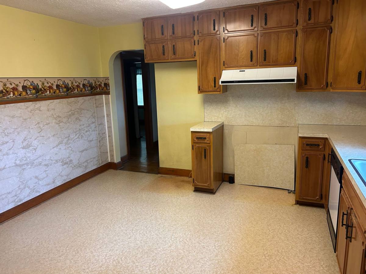 House for rent at 14305 Tree Dr NW, Palmyra, IN 47164