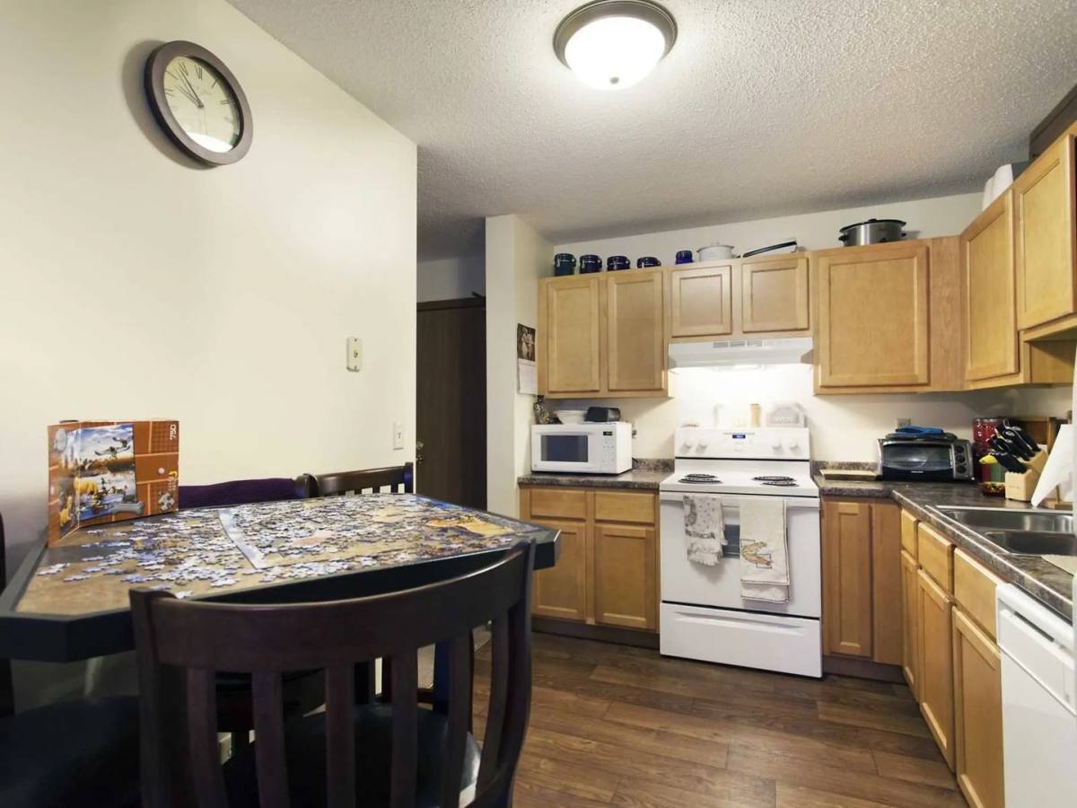 Apartment for rent at 7750 Whitney Dr, Saint Paul, MN 55124