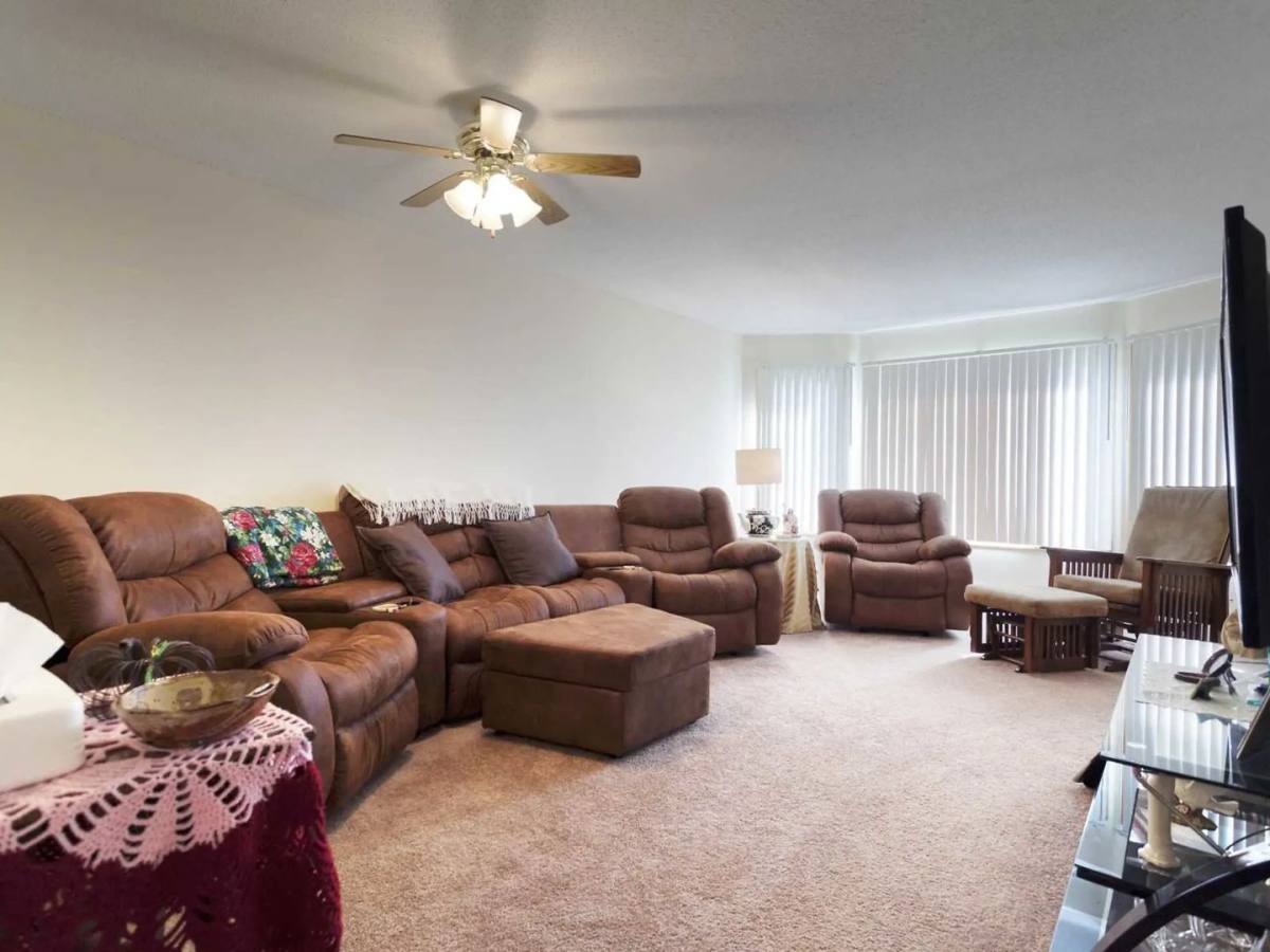 Apartment for rent at 7750 Whitney Dr, Saint Paul, MN 55124