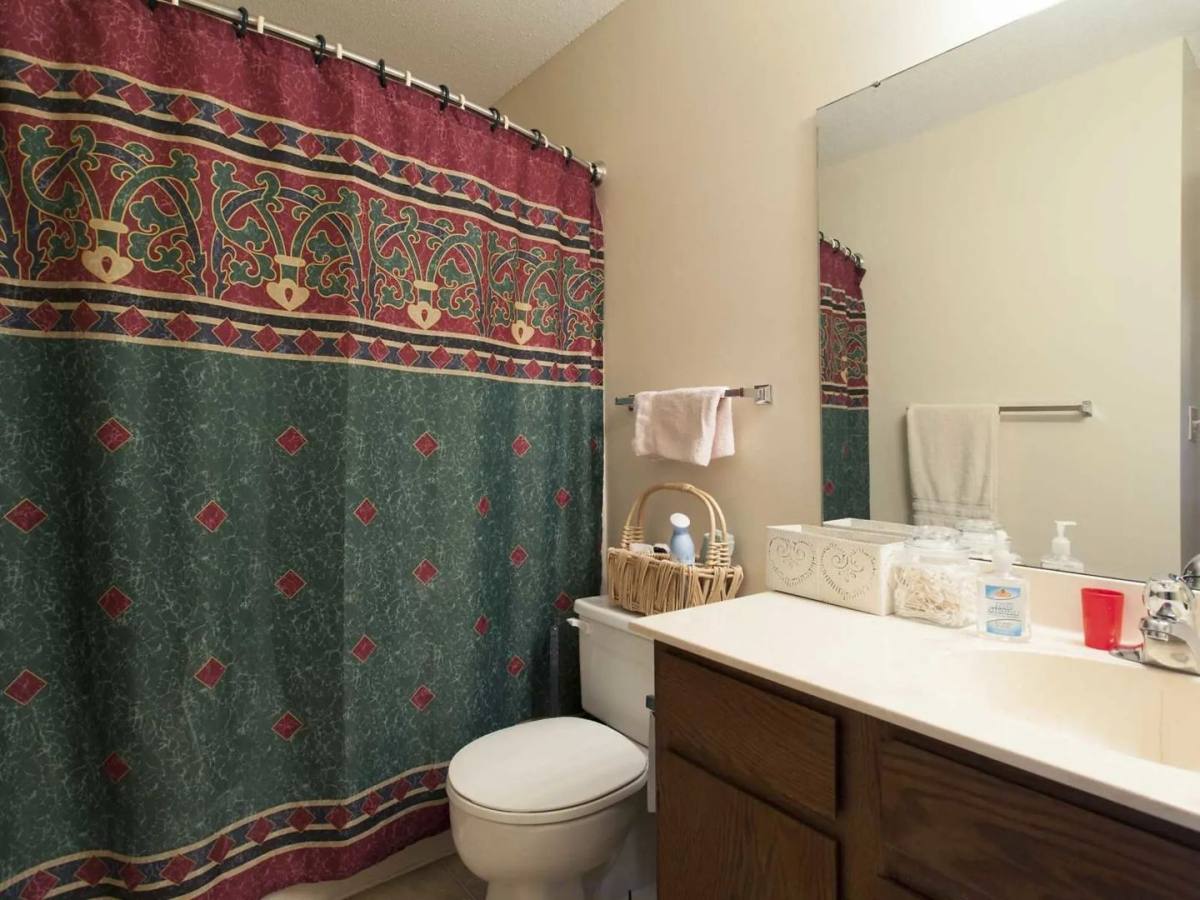 Apartment for rent at 7750 Whitney Dr, Saint Paul, MN 55124