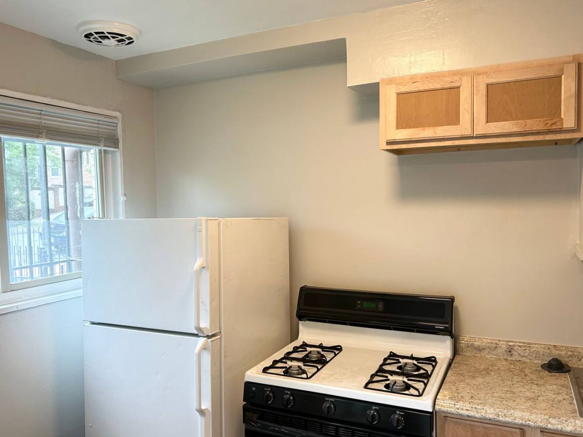 Apartment for rent at 612 12th St NE, Washington, DC 20002