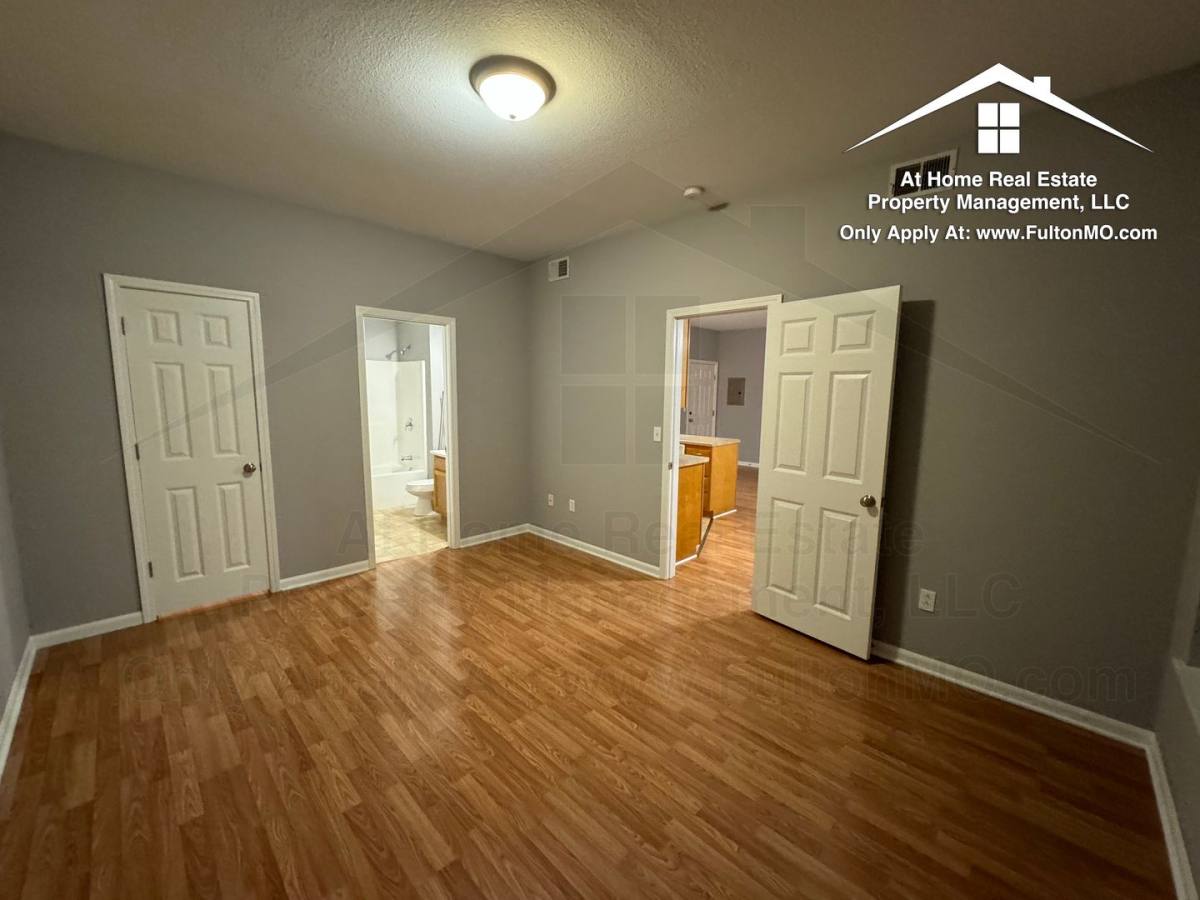 Apartment for rent at 211 N Main St #A, Auxvasse, MO 65231