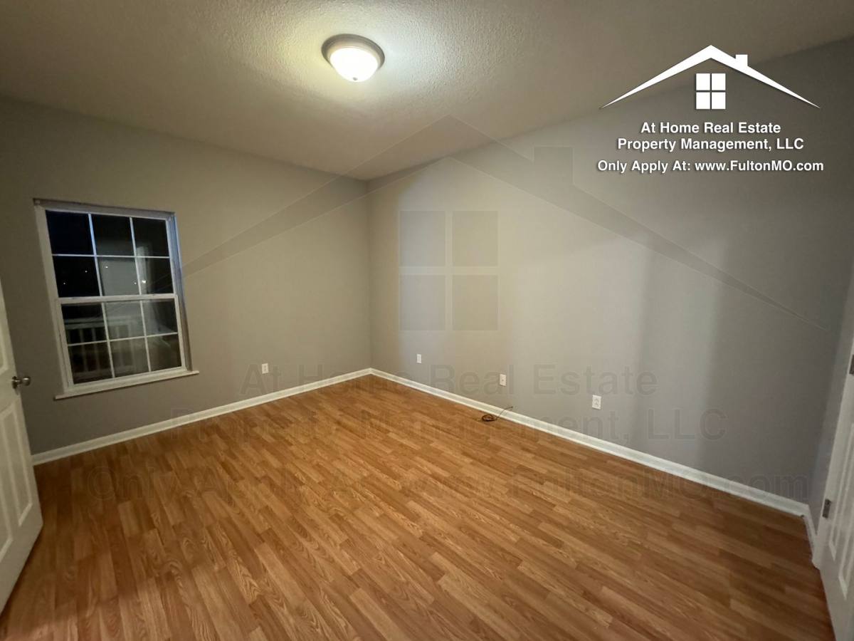 Apartment for rent at 211 N Main St #A, Auxvasse, MO 65231
