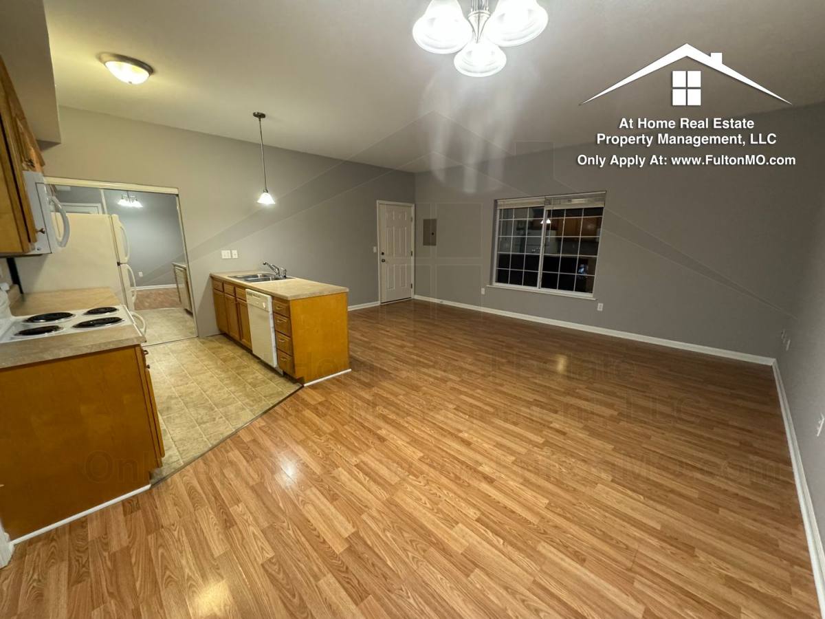 Apartment for rent at 211 N Main St #A, Auxvasse, MO 65231