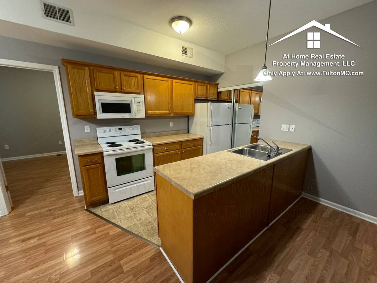 Apartment for rent at 211 N Main St #A, Auxvasse, MO 65231