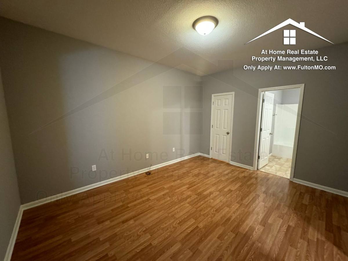 Apartment for rent at 211 N Main St #A, Auxvasse, MO 65231