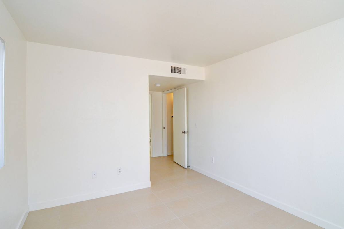 Condo for rent at 3956 Danny Melamed Ave, Las Vegas, NV 89110