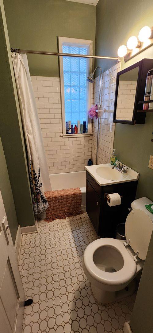 Apartment for rent at 2013-15A N Newhall St, Milwaukee, WI 53202